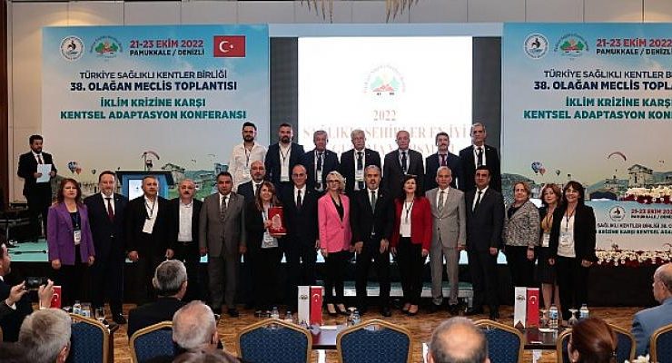 Karşıyaka Belediyesi’ne Toplumsal Sorumluluk Mükafatı