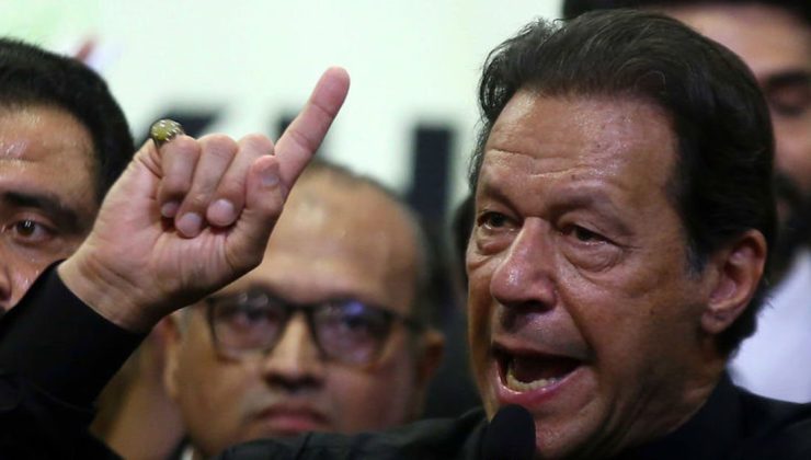 Eski Pakistan Başbakanı Imran Khan’a silahlı taarruz